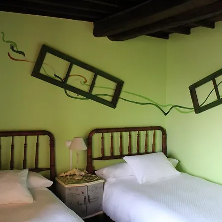 Hotel Rectoral De Anllo 3*