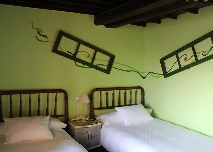 Otel Rectoral De Anllo 3*