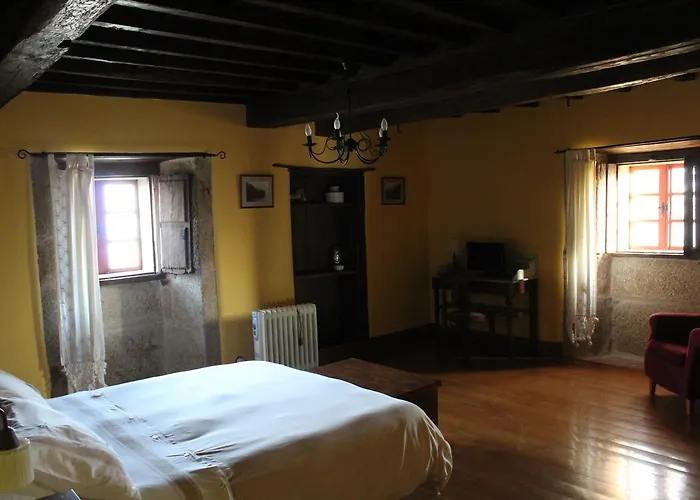 Otel Rectoral De Anllo Sober